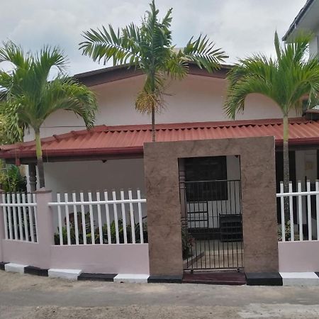 Mjm Villa Colombo Exterior photo